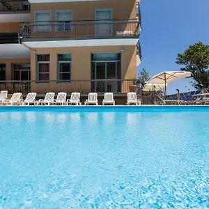 3* Szálloda Atlas