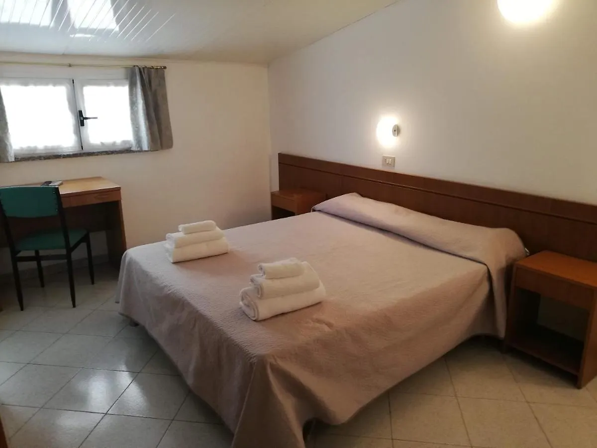 Hotel La Bella Vita Rimini 0*,  Italy